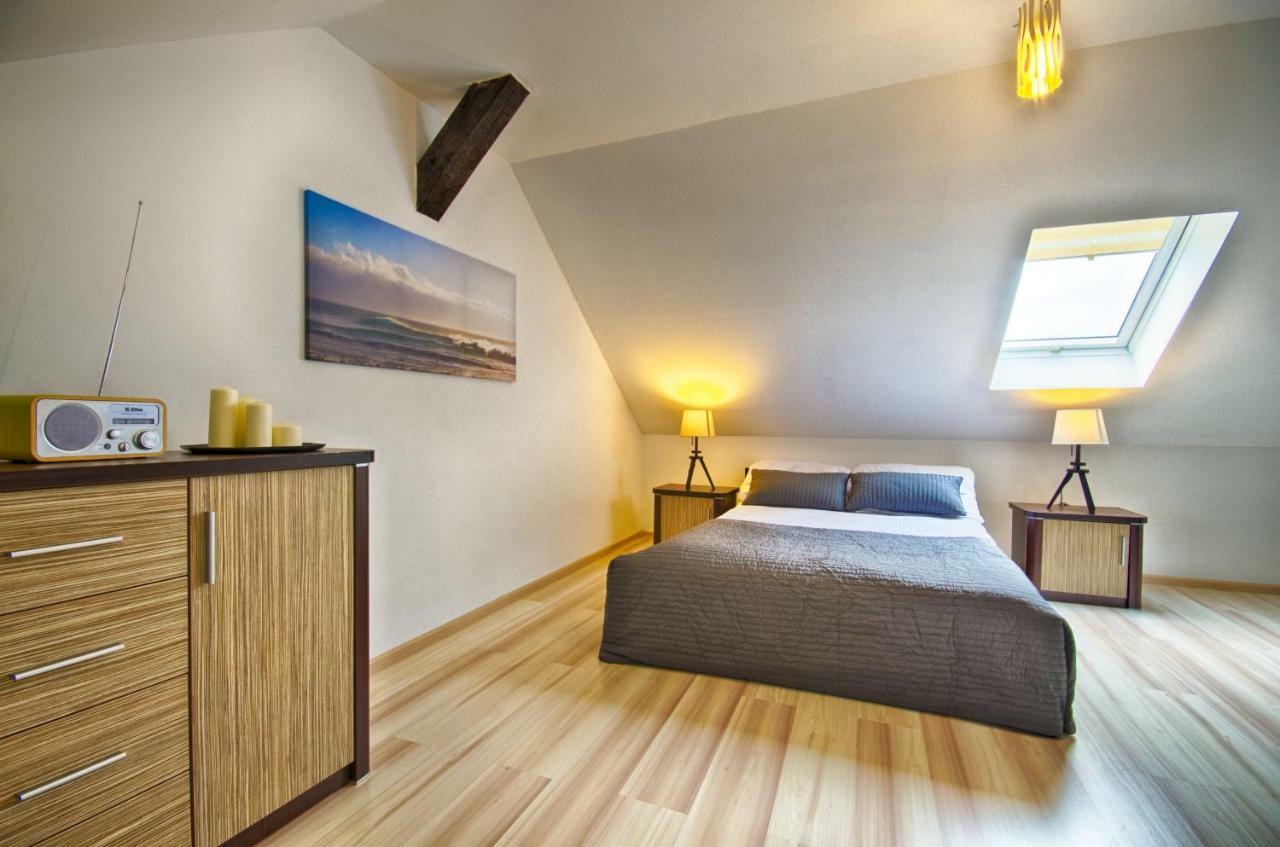 Apartamenty Pod Debem 비치에 외부 사진